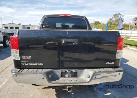 2010 Toyota Tundra Crewmax Limited z USA, uszkodzony, nr VIN 5TFHY5F17AX098963